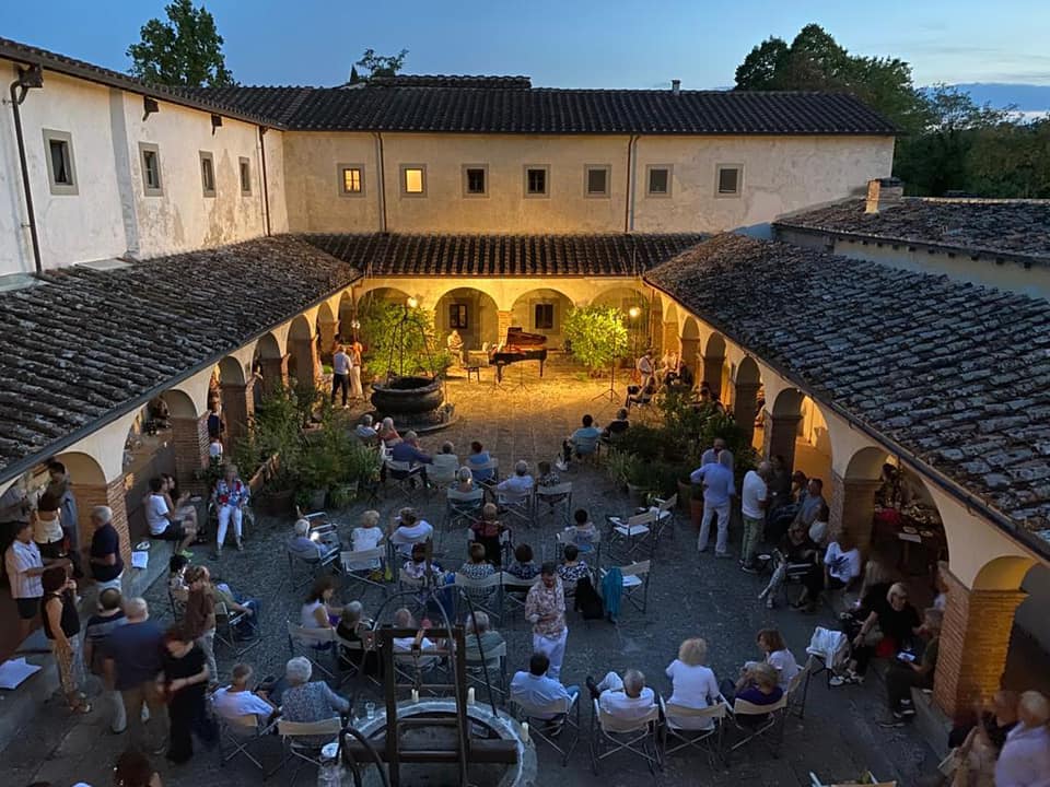 Musica, vino e stelle cadenti per la notte di San Lorenzo al convento di Montecarlo