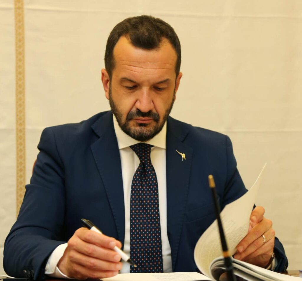 Trasporti, Pepe: “Potenziate navette Matera-Aeroporto Bari”