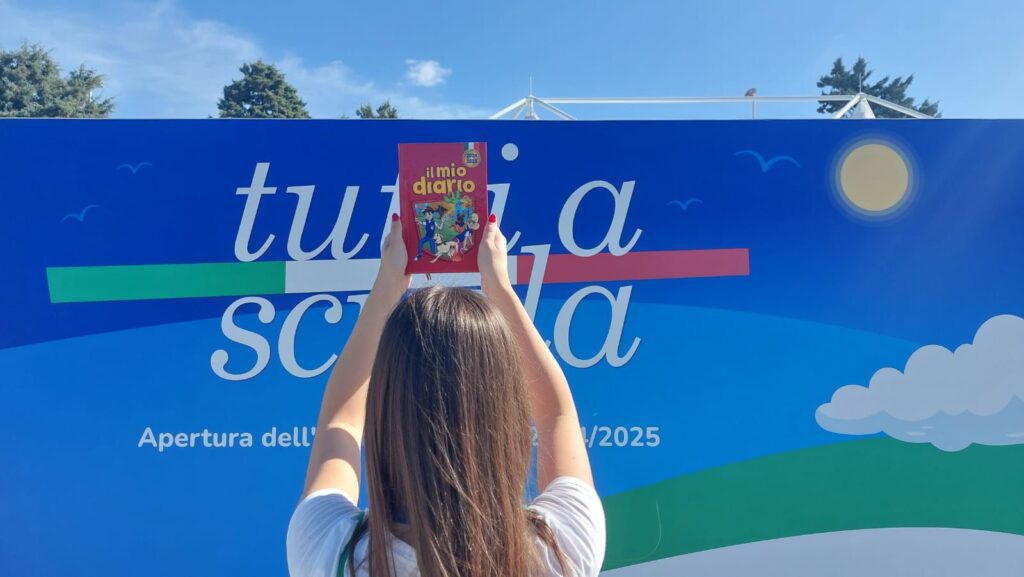 Polizia di Stato – Si accendono i motori del truck di “Una Vita da Social”
