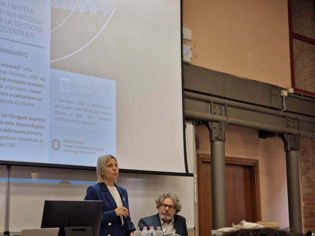 Comunicato Stampa 1739/2024 Enti intermedi in sanità. A quasi 10 anni dalla loro istituzione, a Venezia un confronto nazionale sui modelli organizzativi. Lanzarin, “Prioritario efficientare mantenendo invariati i servizi”
