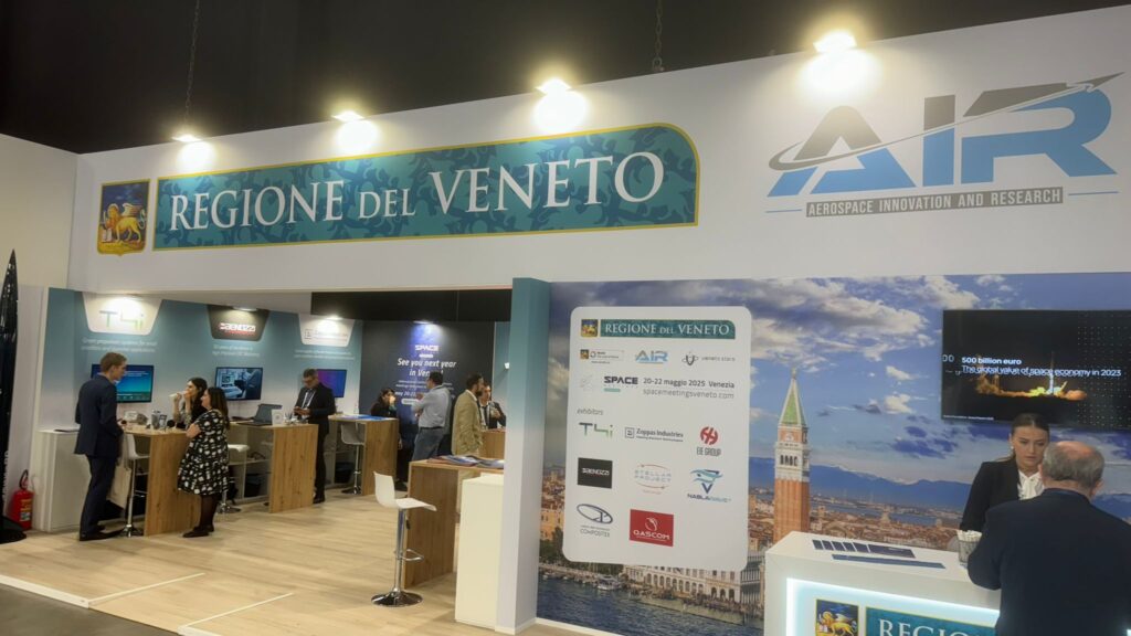 Comunicato Stampa 1670/2024 Il Veneto presente all’Astronautical Congress (IAC). Presidente Zaia, “Le eccellenze aerospaziali venete presenti al più grande appuntamento annuale per la comunità spaziale globale. A maggio 2025 a Venezia confermato lo Space Meetings Veneto”