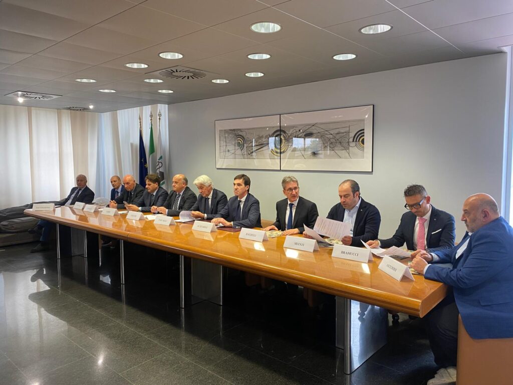 VIABILITÀ DELLA VALLE DEL POTENZA: SOTTOSCRITTO IN REGIONE IL PROTOCOLLO D’INTESA