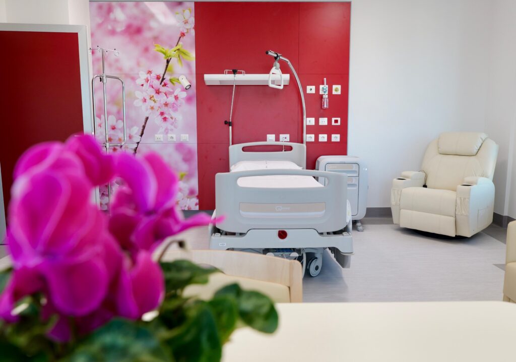 Agenzia regionale 1154.24 Mesagne, Emiliano all’inaugurazione del nuovo Hospice dell’ospedale San Camillo De Bellis