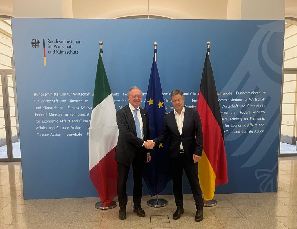 ITA-GER, A un anno dalla firma del Piano d’Azione bilaterale, Italia e Germania rafforzano il loro impegno per potenziare la competitività dell’UE