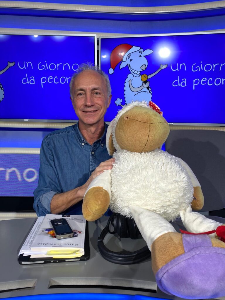 M5S, TRAVAGLIO: GRILLO? POLITICAMENTE STRAMORTO, SI E’ FATTO AMMAZZARE DUE VOLTE, DISPIACE VEDERLO IN QUESTO STATO; SOSTEGNO A DRAGHI? SI FECE ALLISCIARE, NE FU GRATIFICATO E VENNE PRESO PER I FONDELLIe