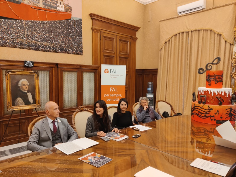 IL COMUNE COMUNICA – “Compleanno di Niccolò Piccinni”: stamattina la presentazione del programma degli eventi organizzati dal FAI