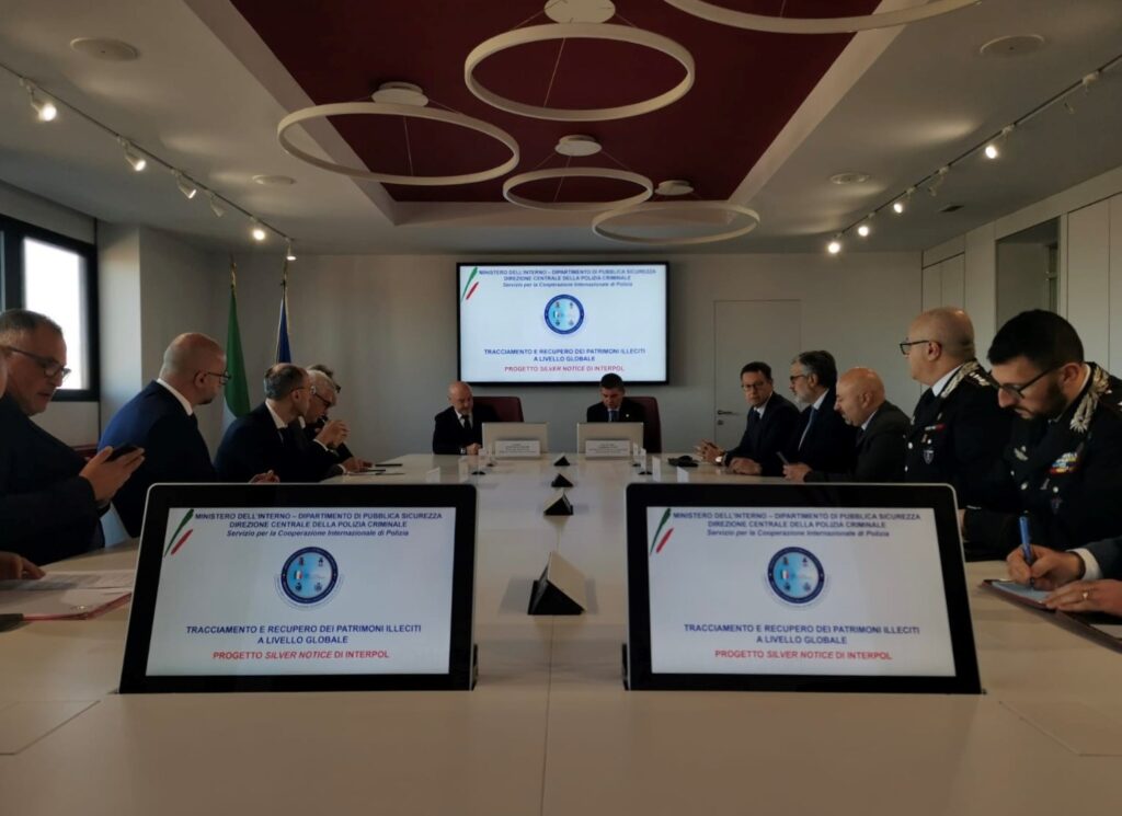 È ITALIANA LA PRIMA SILVER NOTICE PUBBLICATA A LIVELLO MONDIALE DA INTERPOL