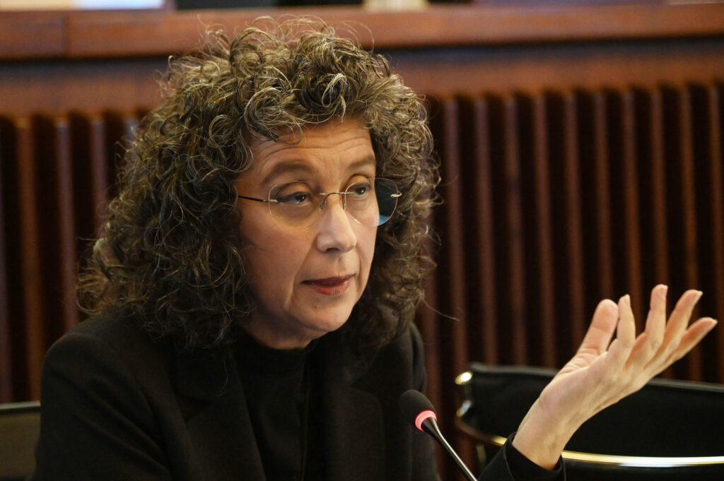 (ACON) MUTILAZIONI GENITALI DONNE. PELLEGRINO (AVS): NO A PRATICHE VIOLENTE