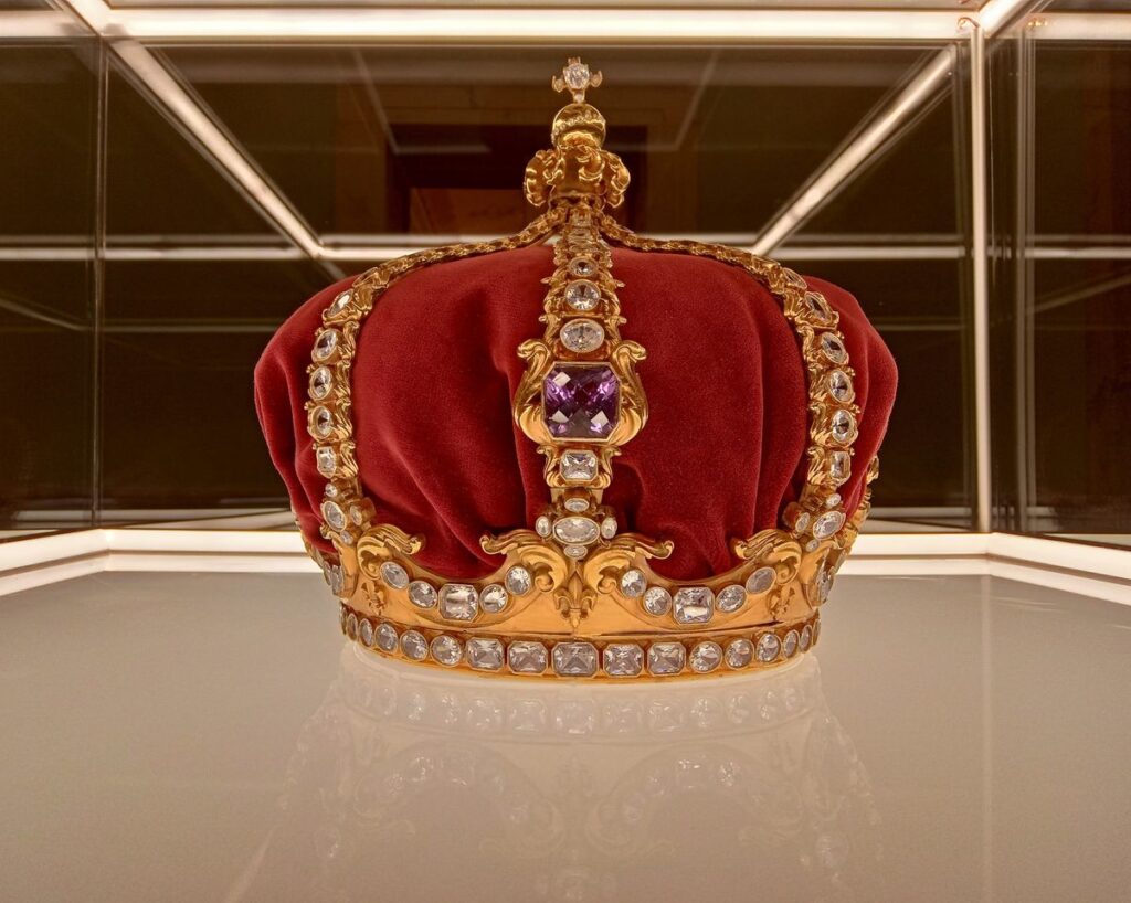 Comunicato stampa 03.03.25 – Proroga della mostra “La Corona del Re Carlo di Borbone”