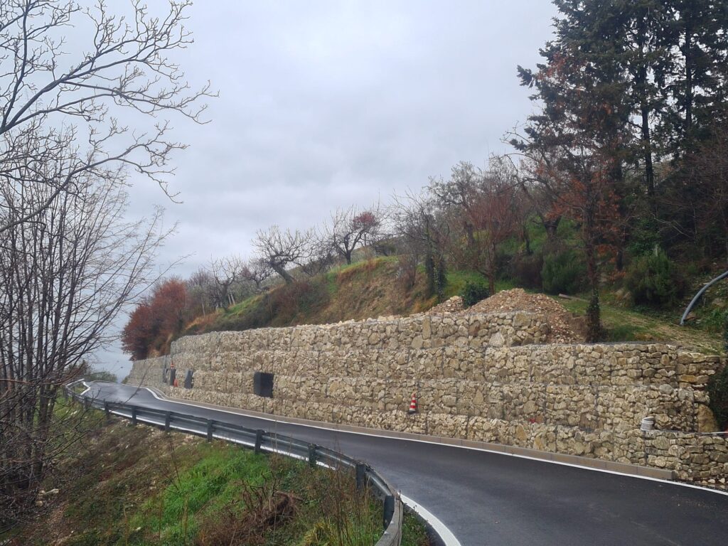 Strada Provinciale 249 Assisi–Spello, importanti interventi di messa in sicurezza e riqualificazione