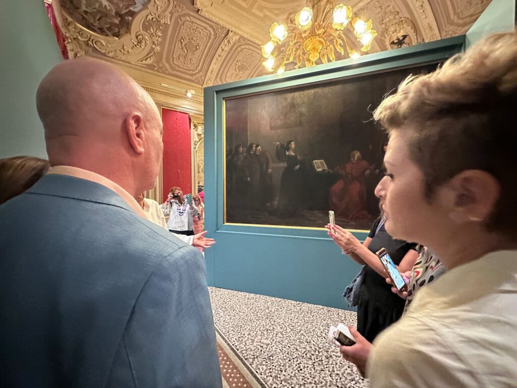 Svelata la nuova collocazione della doppia opera di Fattori Carica di Cavalleria a Montebello (fronte) e Scena Medicea (retro). Aspettando la grande mostra che si aprirà al pubblico il 6 settembre