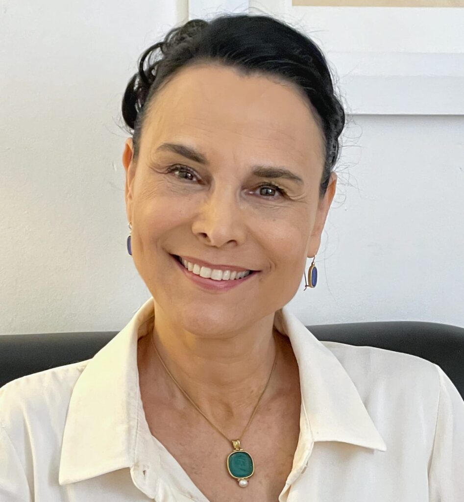 Adolescenza e immagine corporea: quando il corpo diventa lo specchio del disagio psicologico. Intervista ad Adelia Lucattini