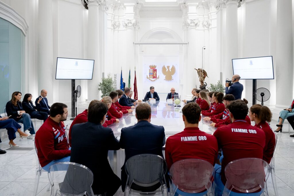Il Capo della Polizia riceve le Fiamme oro al Viminale