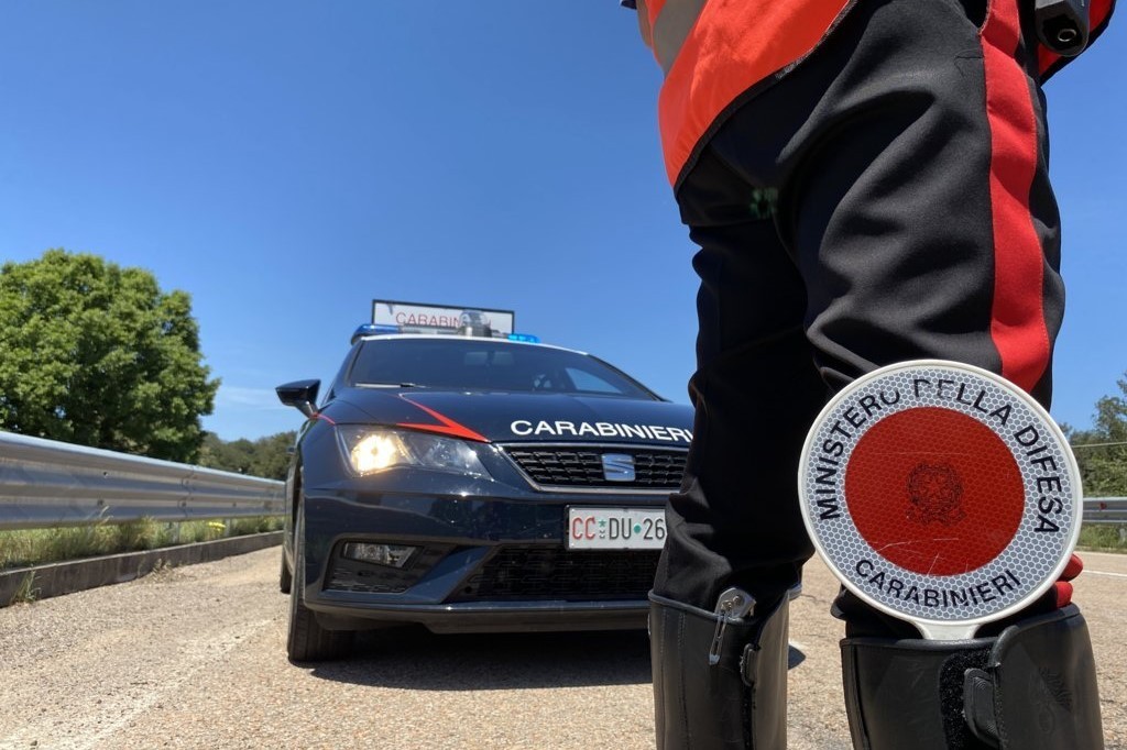 Arrestato un 37enne bariese per detenzione ai fini di spaccio di sostanze stupefacenti.