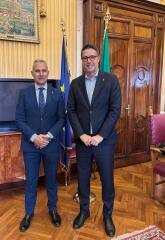 CARENZA PERSONALE DI POLIZIA IN SICILIA: COCO (SAP), SERVONO RINFORZI SUBITOBene l’impegno dell’attuale Governo in materia di sicurezza, ma chiediamo uno sforzo ulteriore