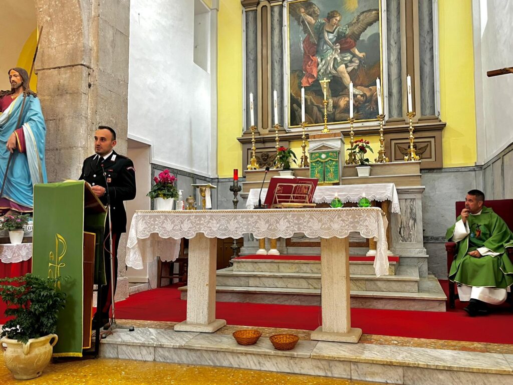 #CONTIENE FOTO# CARABINIERI DI GAVIGNANO E GORGA IN CHIESA PER PREVENIRE LE TRUFFE.