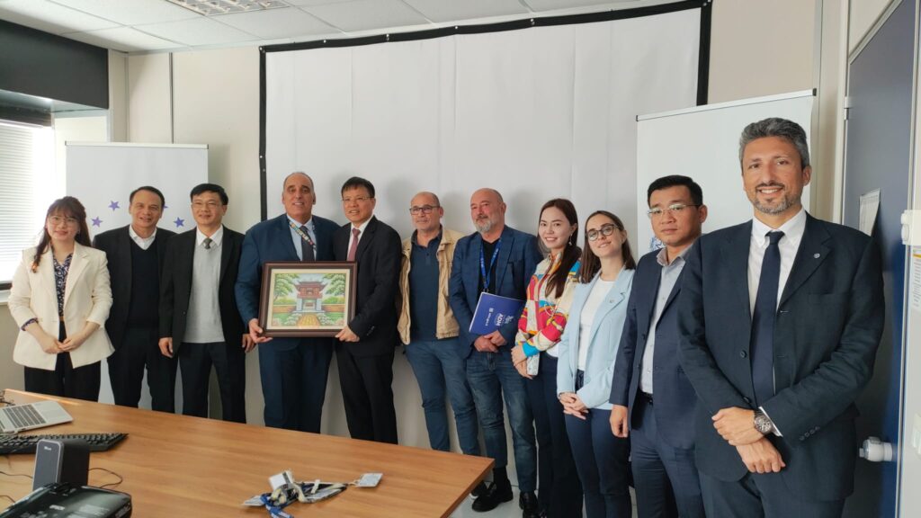 ADM: VISITE STUDIO DELLE DELEGAZIONI DOGANALI DELLA SERBIA E DEL VIETNAM ALL’AEROPORTO DI FIUMICINO