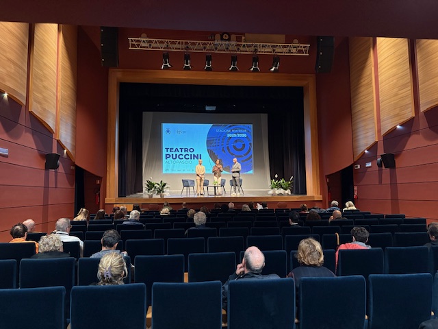 Prosa, musica e danza: la nuova stagione teatrale del “Puccini” di Altopascio con Stefano Fresi, Malika Ayane, Luca Bizzarri, Maurizio Lastrico e Giampiero Ingrassia | Comunicato stampa e foto