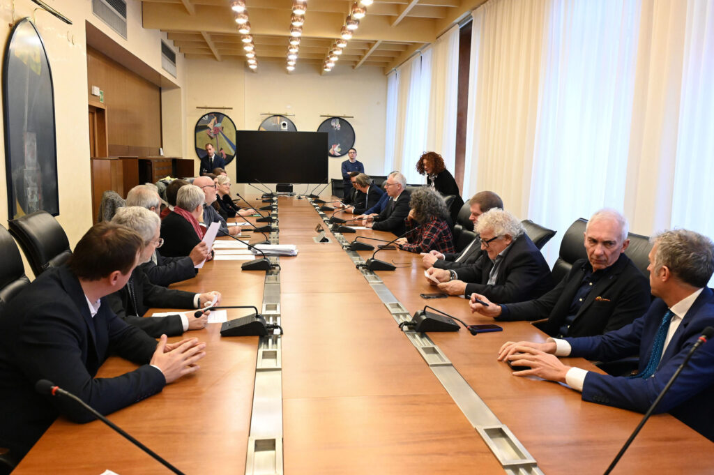 (ACON) ENERGIA. BORDIN: MASSIMA ATTENZIONE SU PETIZIONE EOLICO NELLE VALLI