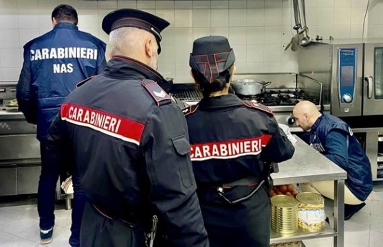 #CONTIENE FOTO# VELLETRI – CONTROLLI IN MATERIA IGIENICO-SANITARIA E RISPETTO DELLA NORMATIVA SUL LAVORO.