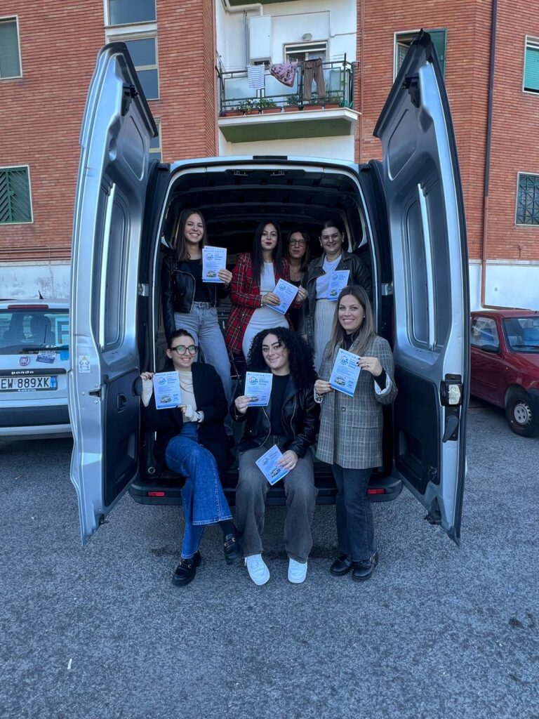 Punto unico di accesso, il camper dei servizi socio-sanitari nei quartieri. L’assessore Pollastrini: “Attenzione ai più deboli”