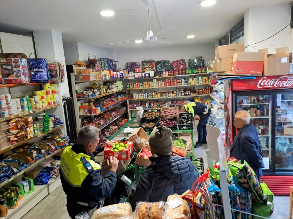 COMUNICATO STAMPA 31 OTTOBRE – CIBO CONGELATO SENZA TRACCIABILITÀ: SEQUESTRO E SANZIONI IN UN MINIMARKET