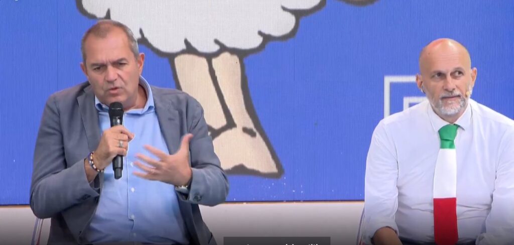 NAPOLI, DE MAGISTRIS ANNUNCIA: RICANDIDARMI A SINDACO A FINE MANDATO MANFREDI? SI, MI CANDIDO (video)