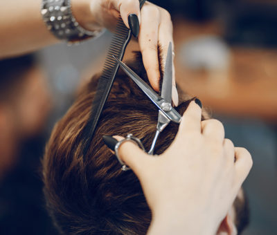 Alba: parrucchieri ed estetisti aperti facoltativamente sabato 1 novembre. Confermato il tradizionale mercato del sabato