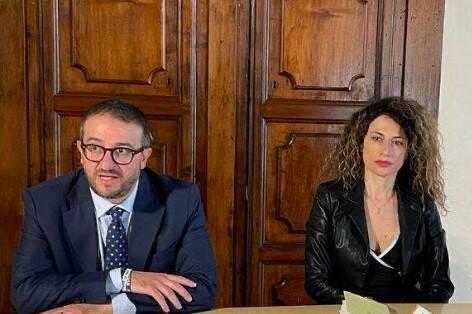 L’Aquila- Comunicato stampa Biondi-Tursini sudomande per il contributo economico di sostegno al reddito
