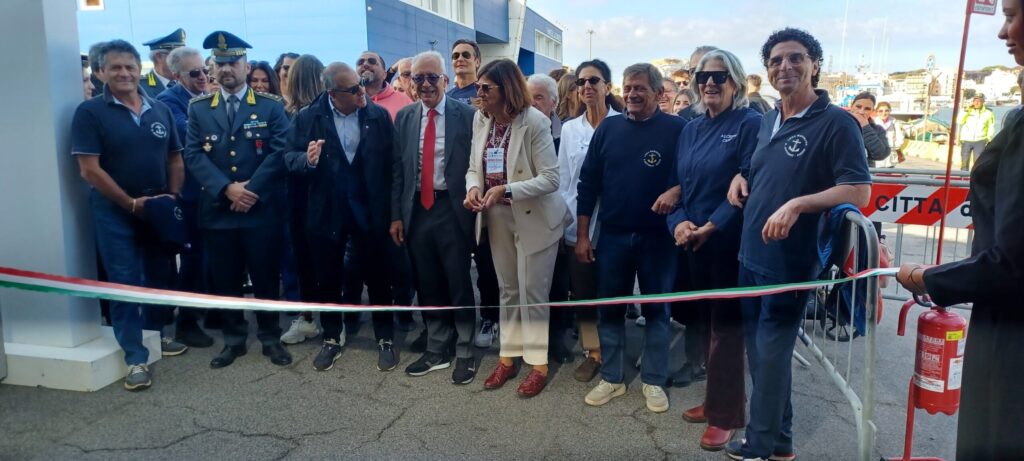 Taglio del nastro a “Sapore di mare”, Lo Fazio: “Il lavoro in rete premia” Domani seconda giornata e primo appuntamento con i forum tematici