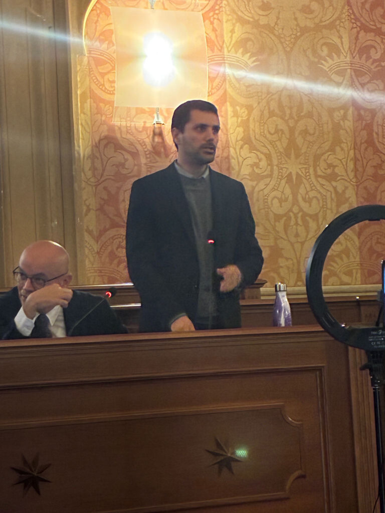 Campi magnetici e 5G, lungo confronto in aula consiliare. Lo Fazio: “Massima trasparenza e solo certificazioni da enti pubblici”