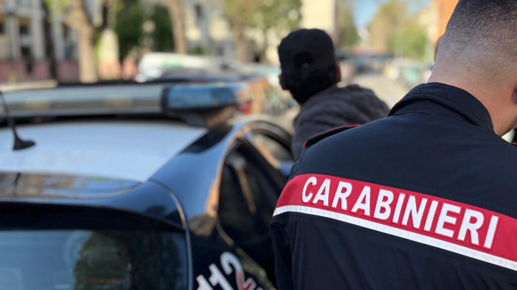 #CONTIENE FOTO# ROMA – CONTROLLO STRAORDINARIO DEI CARABINIERI NEI QUARTIERI DON BOSCO E APPIO CLAUDIO. QUATTRO PERSONE DENUNCIATE, SANZIONI E SEQUESTRI.