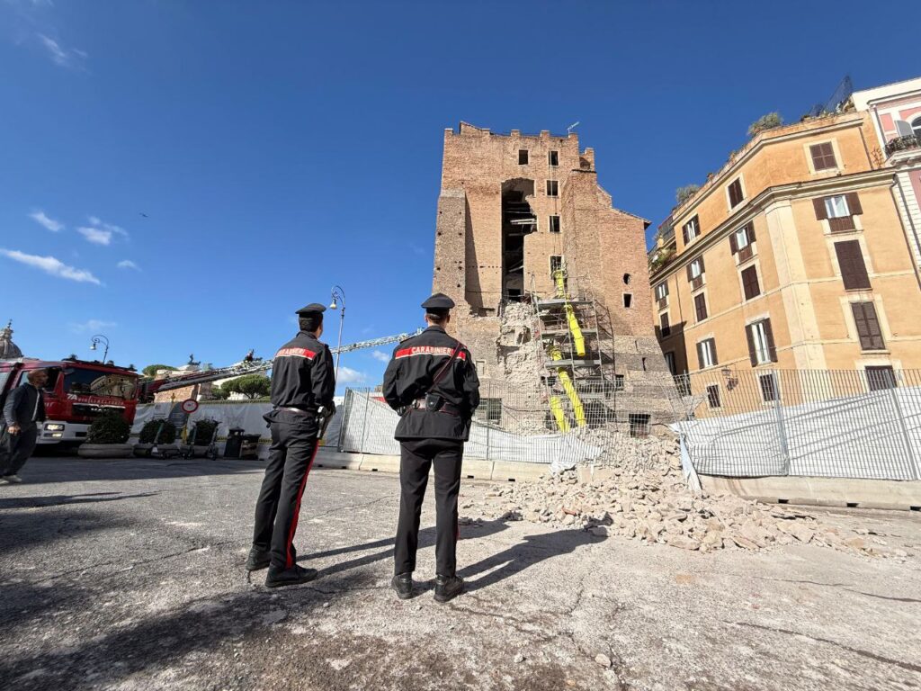 TORRE DEI CONTI, APPELLO DELLA PROCURA: SI CERCANO VIDEO DEL PRIMISSIMO CROLLO