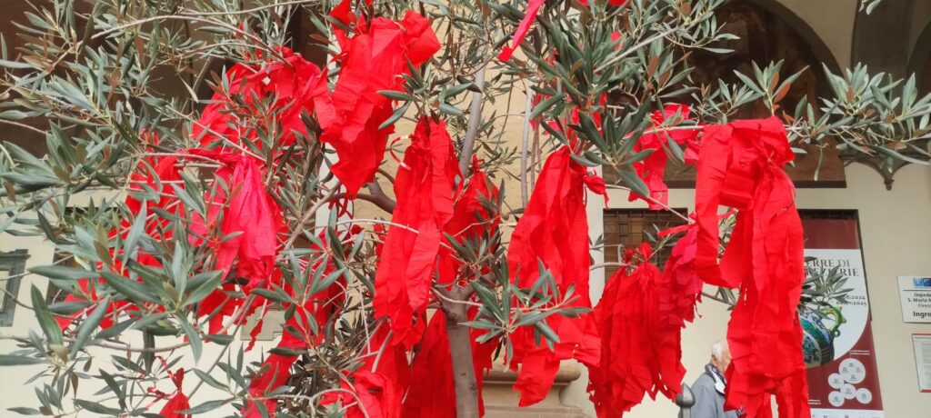 25 novembre in piazza con gli studenti di “GenerAzioni Pari”, il progetto di ASL con le scuole. Flash mob e punti ascolto negli ospedali di Firenze