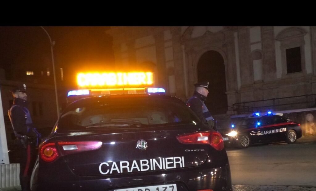 COMUNICATO STAMPA – i Carabinieri sventano furto in una gioielleria in manette un 37enne .doc