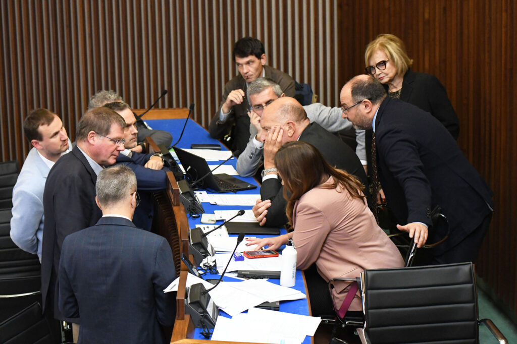 (ACON) MINACCE GIUNTA UD. GRUPPO PD: ATTO VIGLIACCO, VI SIA CONDANNA UNANIME