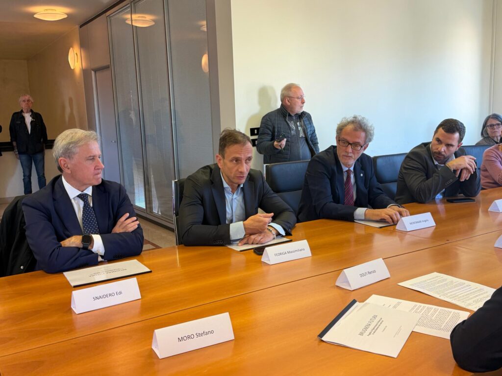 (ARC) Mobile: Fedriga, campus Brugnera stimolo per rilancio settore