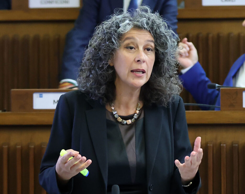 (ACON) TERZIARIO. PELLEGRINO (AVS): NO A PICCOLI MANUFATTI SUGLI ALBERI