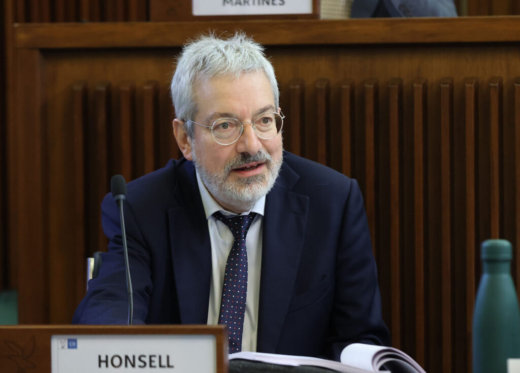 (ACON) TERZIARIO. HONSELL (OPEN): BENE APPROVAZIONE NOSTRI EMENDAMENTI