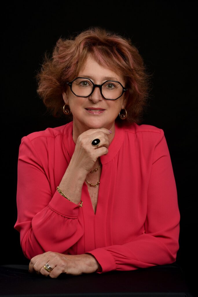 TS 13/11/2025 DOMANI, VENERDÌ 14 NOVEMBRE ALLE ORE 17.30 ALLA BIBLIOTECA COMUNALE “P.A. QUARANTOTTI GAMBINI” PRESENTAZIONE DEL LIBRO “UNA PROMESSA” DI MARINA DORSI