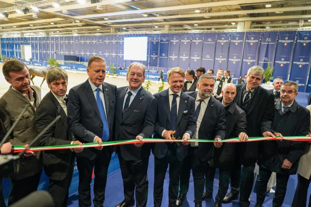 RPT Fieracavalli, Lollobrigida: padiglione Masaf principale punto di riferimento all’interno della fiera