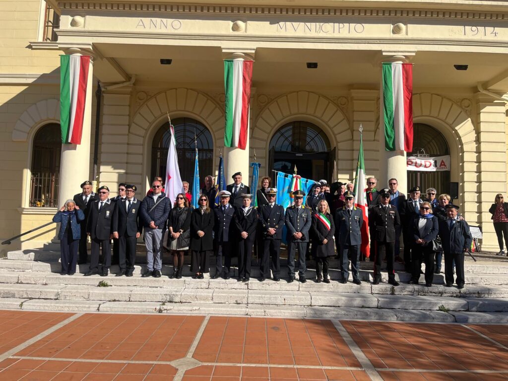 COMUNICATO STAMPA – Cattolica celebra il 4 Novembre. La Sindaca Foronchi “Forze armate per la pace, non per la guerra”