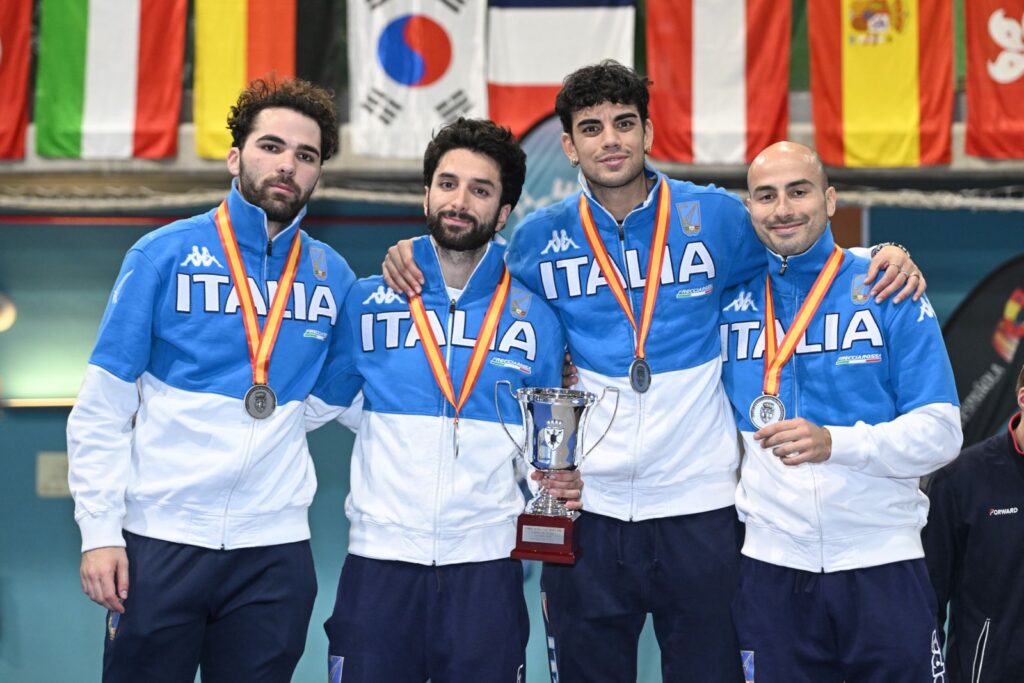 Coppa del Mondo di fioretto a squadre – Le fiorettiste azzurre trionfano a Palma de Maiorca! Medaglia d’argento per il quartetto maschile