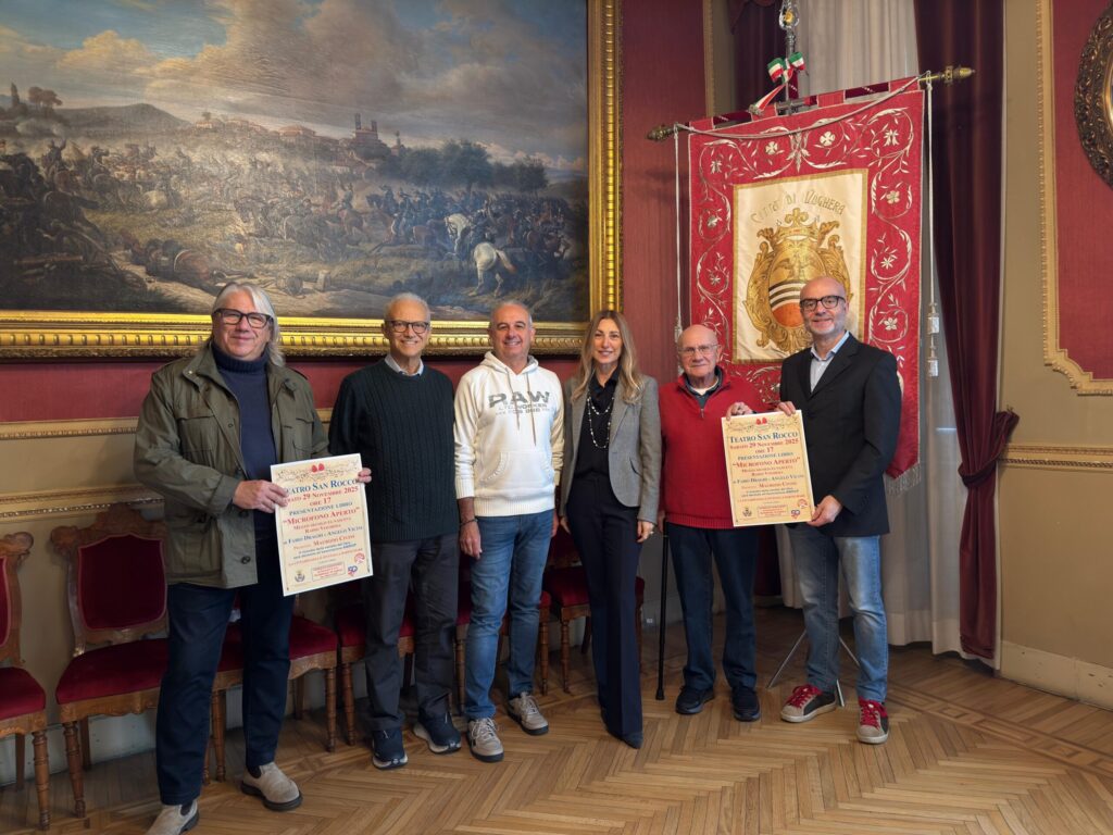 Comunicato Stampa – “MICROFONO APERTO”, IL LIBRO PER I 50 ANNI DI RADIO VOGHERA PRESENTAZIONE SABATO 29 NOVEMBRE AL TEATRO SAN ROCCO