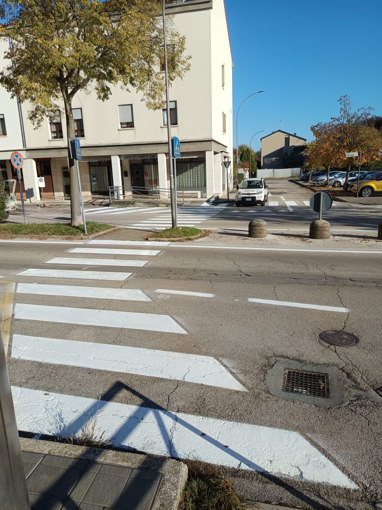 Sicurezza stradale: proseguono gli interventi per il miglioramento della segnaletica stradale verticale a Mirano