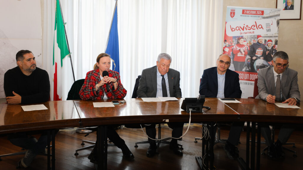 TS 11/12/2025 PRESENTATA LA “BAVISELA DI NATALE 2025”: TUTTO IL RICAVATO ALLA FONDAZIONE BURLO GAROFOLO