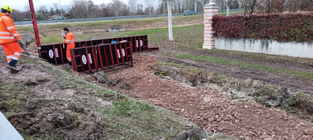 Avviati i lavori per la realizzazione di un nuovo percorso ciclopedonale tra Peseggia e il Tarù. Il consigliere metropolitano Paolino D’Anna: “Priorità alla sicurezza”