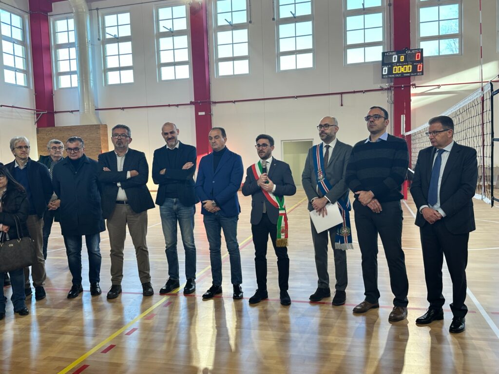 Inaugurata la nuova palestra al servizio dei licei Gallizio e Cocito di Alba