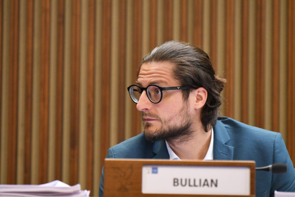 (ACON) SCUOLA. BULLIAN(PAT-CIV)- MORETTI (PD): USR RETICENTE, DOSSIER A ROMA