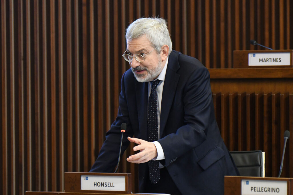 (ACON) MIGRANTI MORTI PER FREDDO. HONSELL (OPEN): VALORI CIVILI SOLO A PAROLE